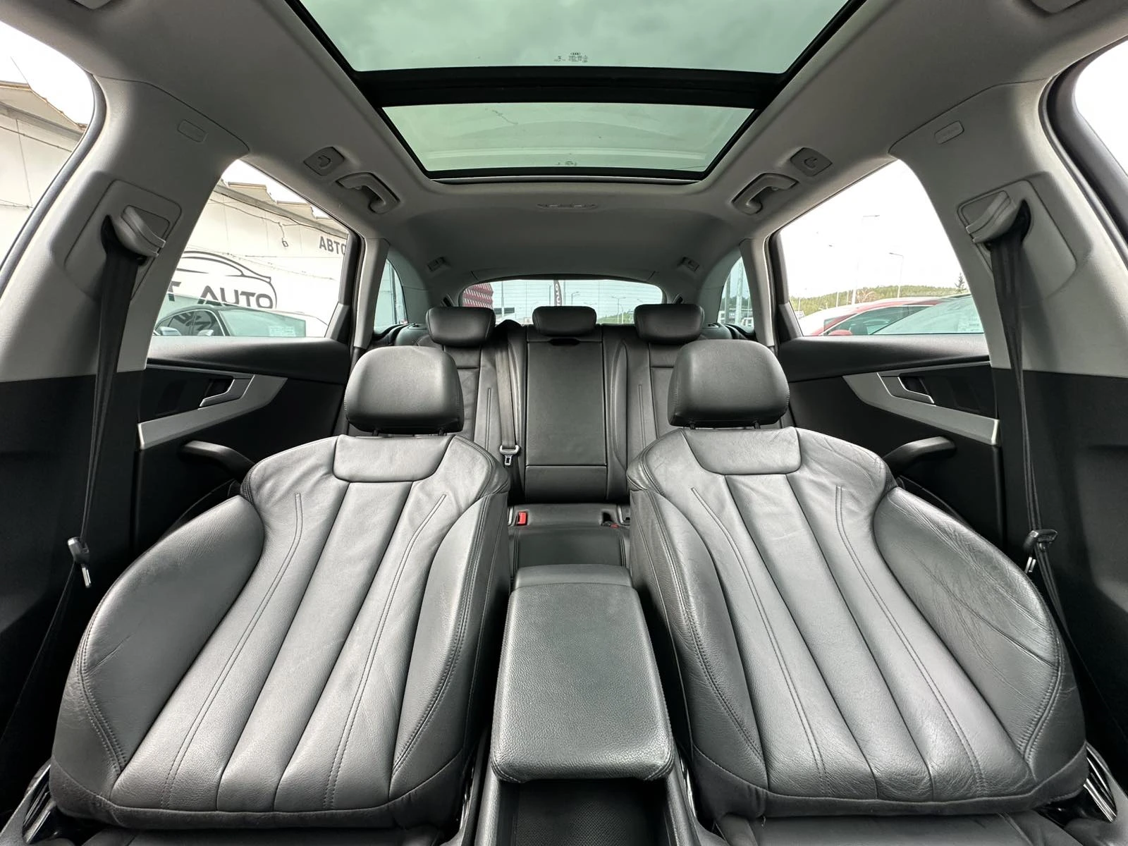 Audi A4 AVANT 3.0D 218HP QUATTRO, снимка 10 - Автомобили и джипове - 54640480