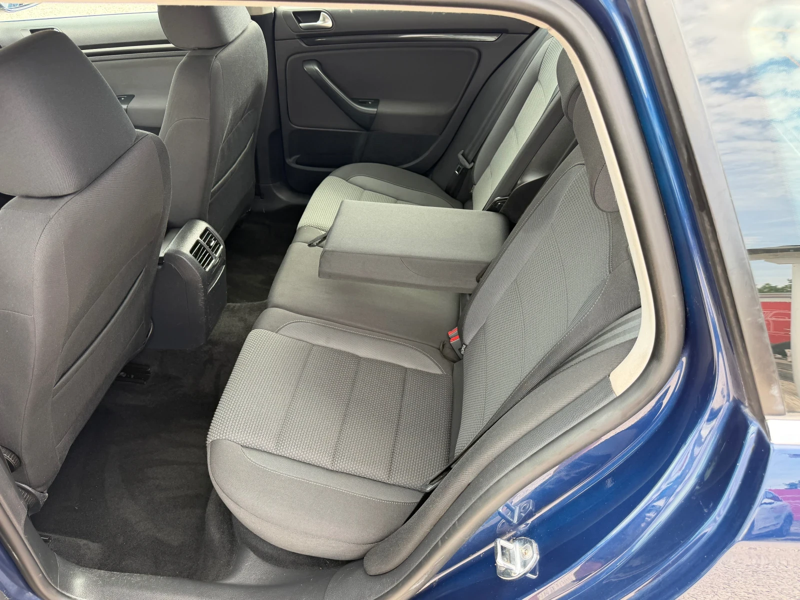 VW Golf 2000���-140� ��������� | Mobile.bg � ����������� 12