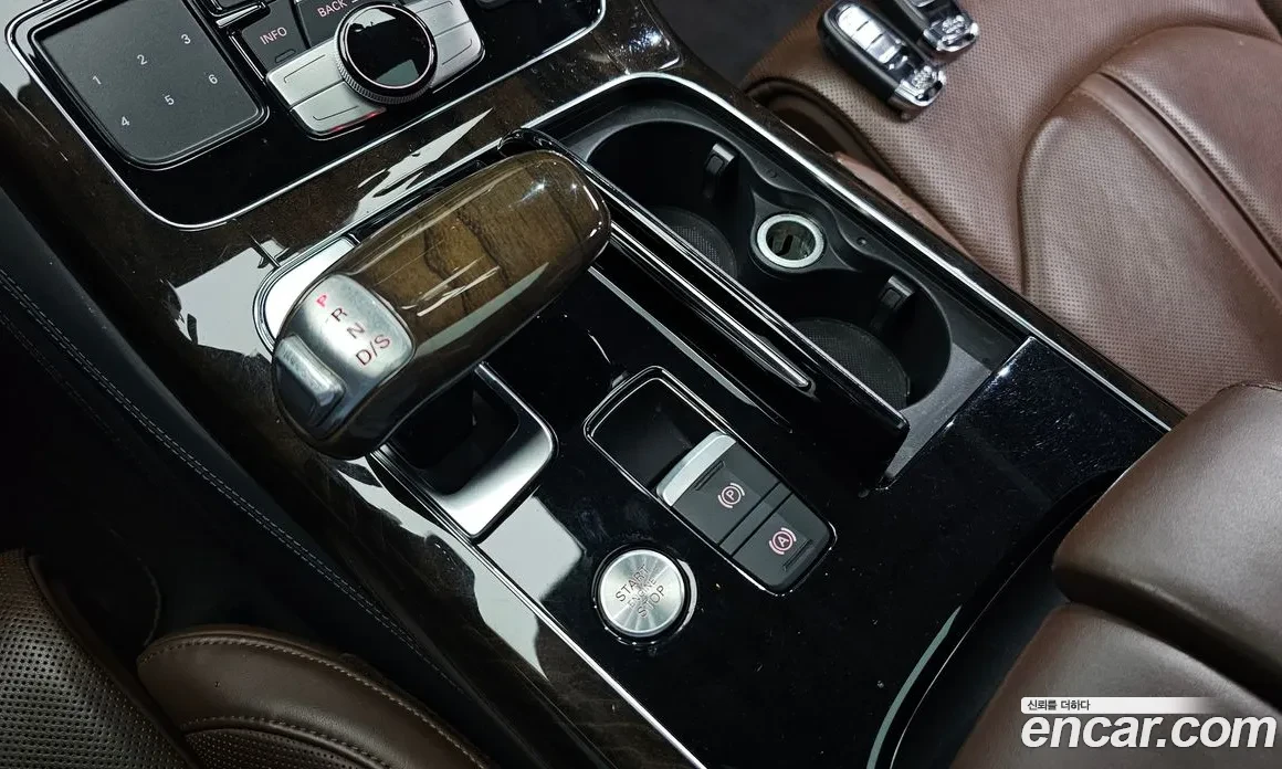 Audi A8 BANG&OLUFSEN | DVD | HEAD UP, снимка 12 - Автомобили и джипове - 55613159