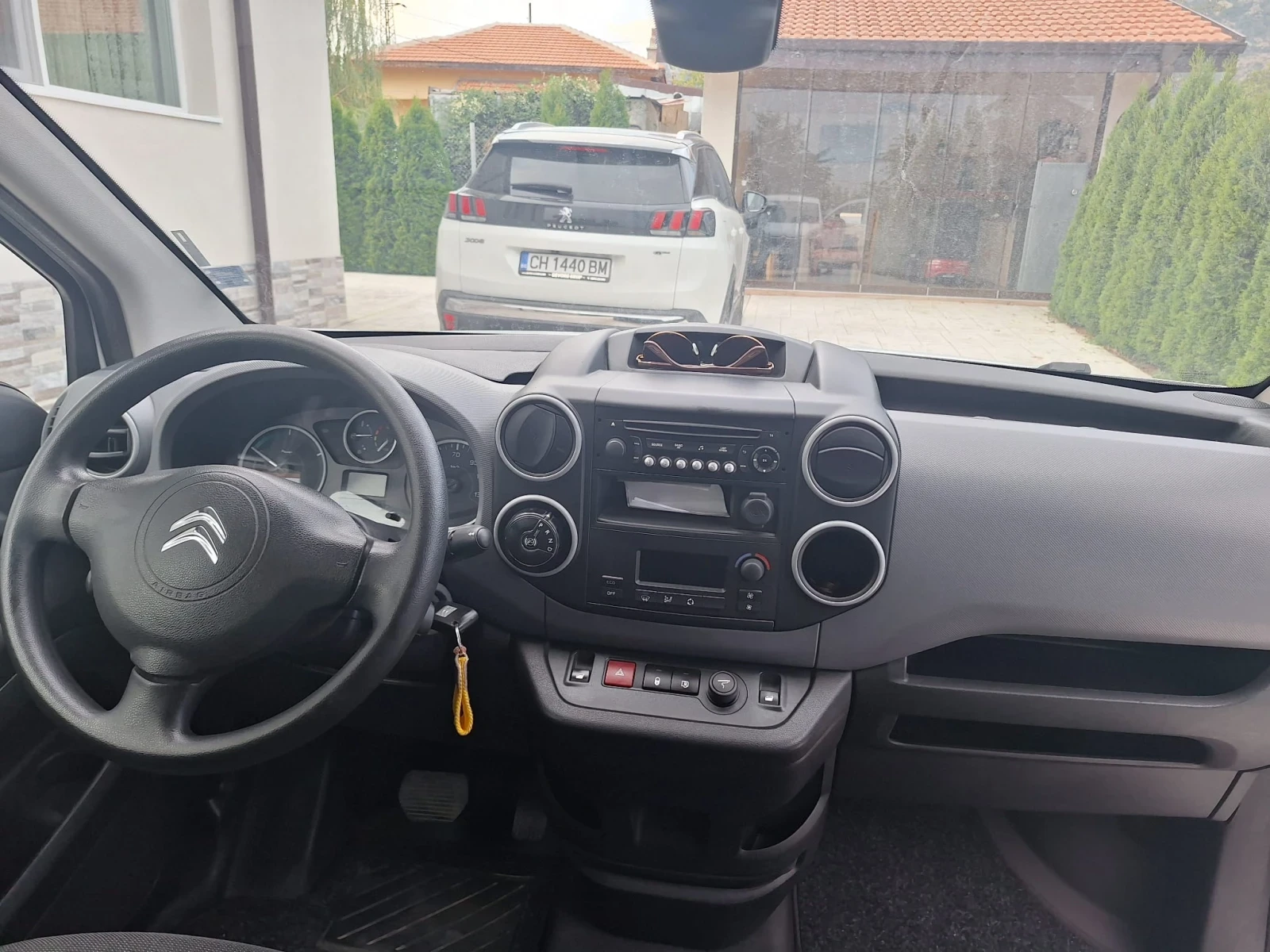 Citroen Berlingo 22.5 KWh 47000 ХИЛ.КИЛ, снимка 8 - Автомобили и джипове - 55966042
