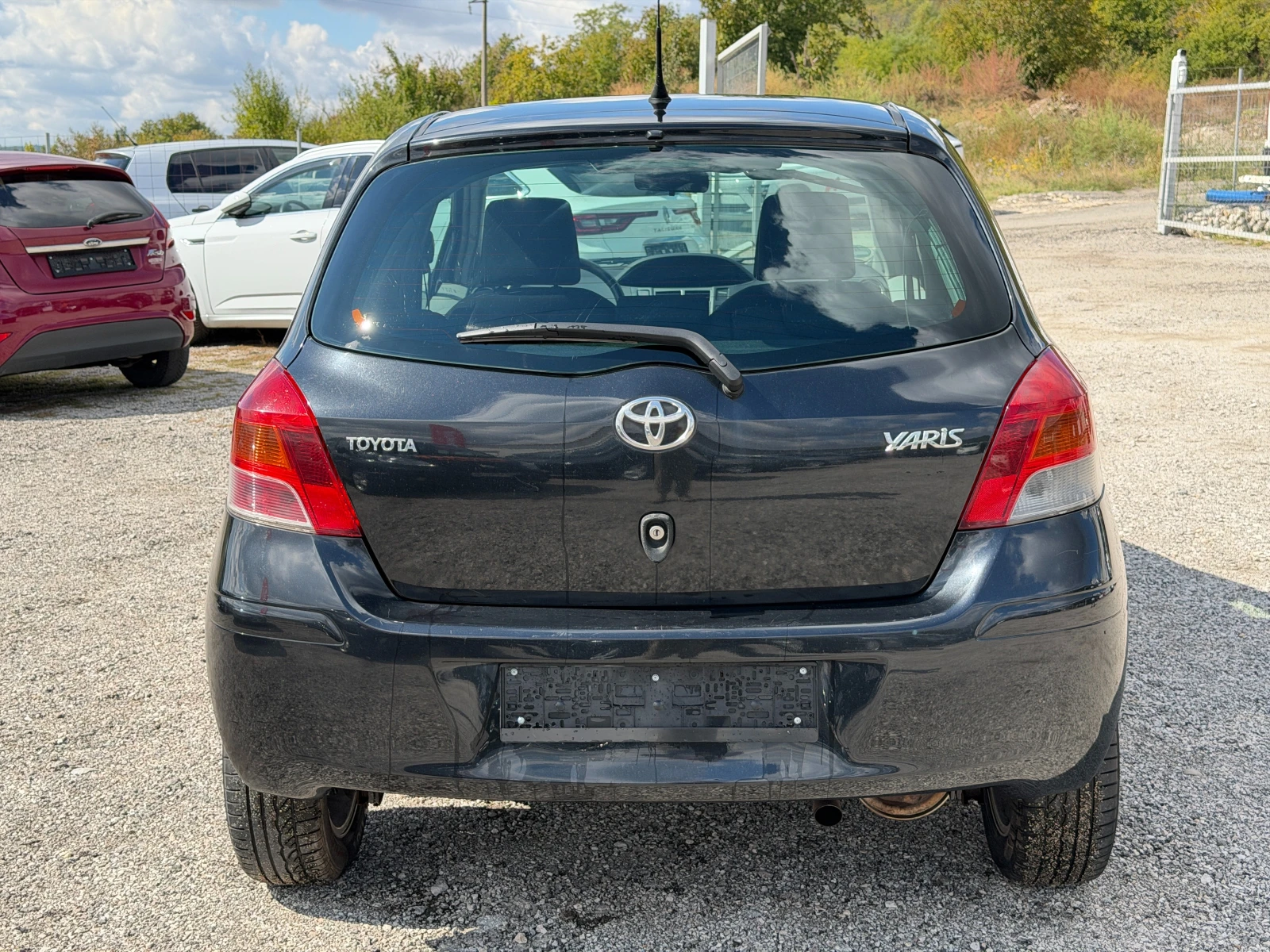 Toyota Yaris 1.33 Dual VVT-i Sol, снимка 6 - Автомобили и джипове - 56245219