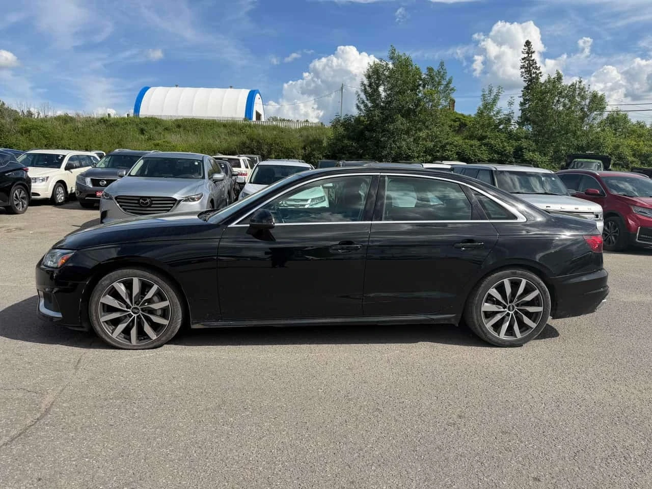Audi A4 * Komfort * CARFAX * БЕЗ ПЪРВОНАЧАЛНА ВНОСКА, снимка 2 - Автомобили и джипове - 56262399