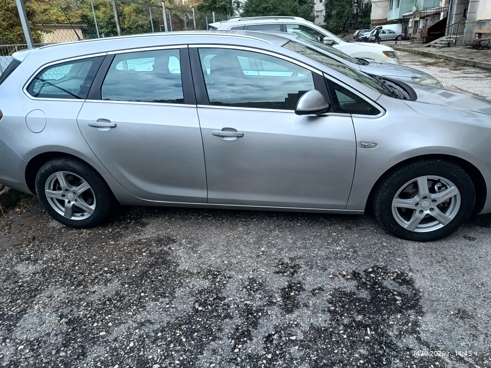 Opel Astra 1.7 CDTI, снимка 3 - Автомобили и джипове - 56577105
