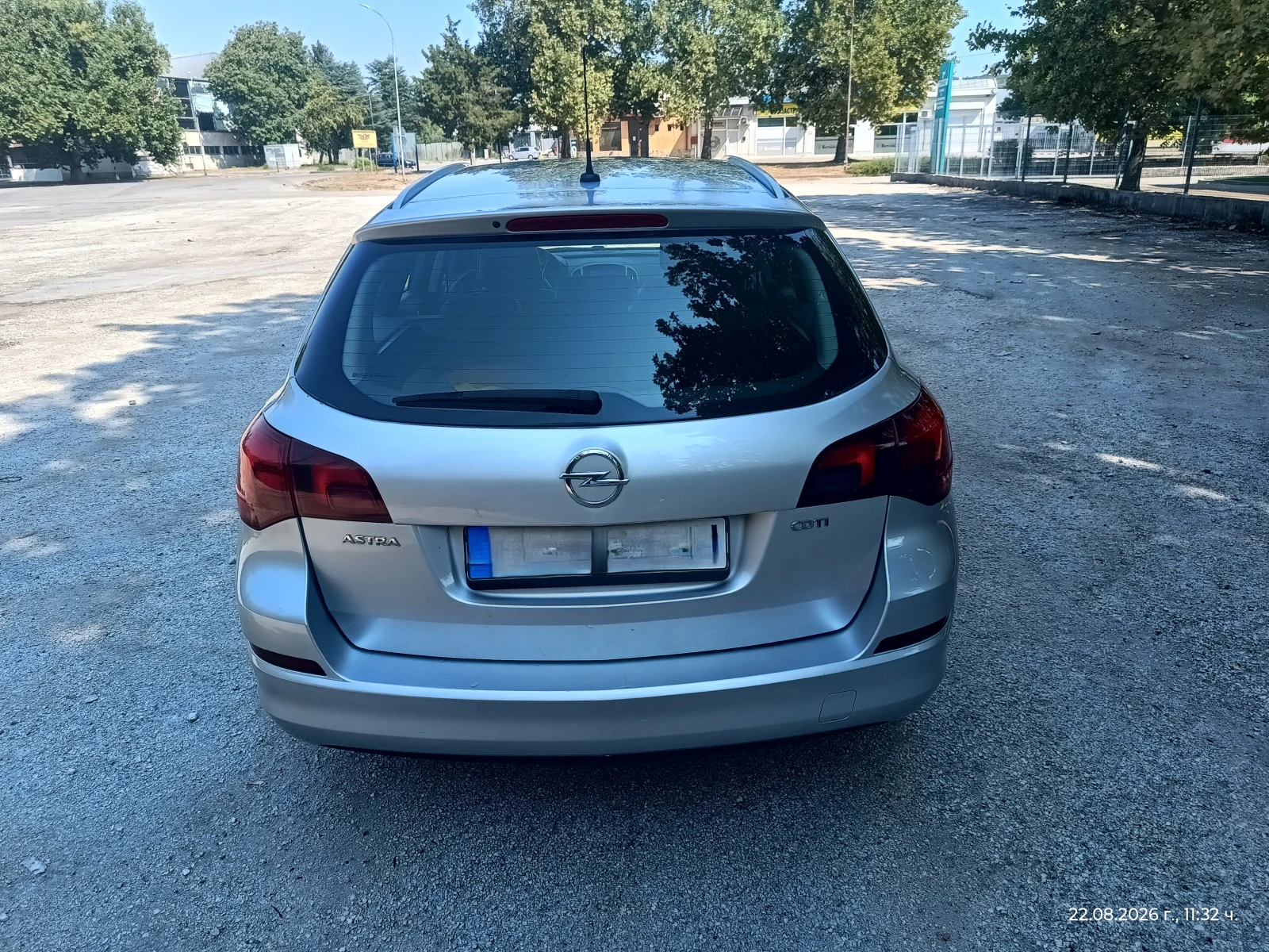 Opel Astra 1.7 CDTI, снимка 2 - Автомобили и джипове - 56577105