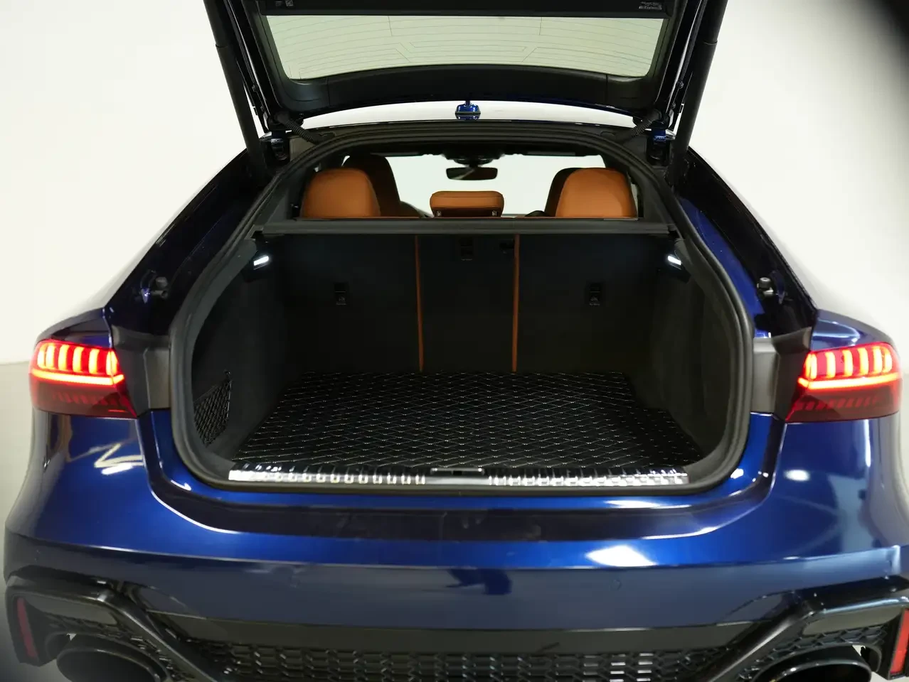 Audi Rs7 CARFAX ������� | 2021 | 85 594 �� | Mobile.bg � ����������� 13