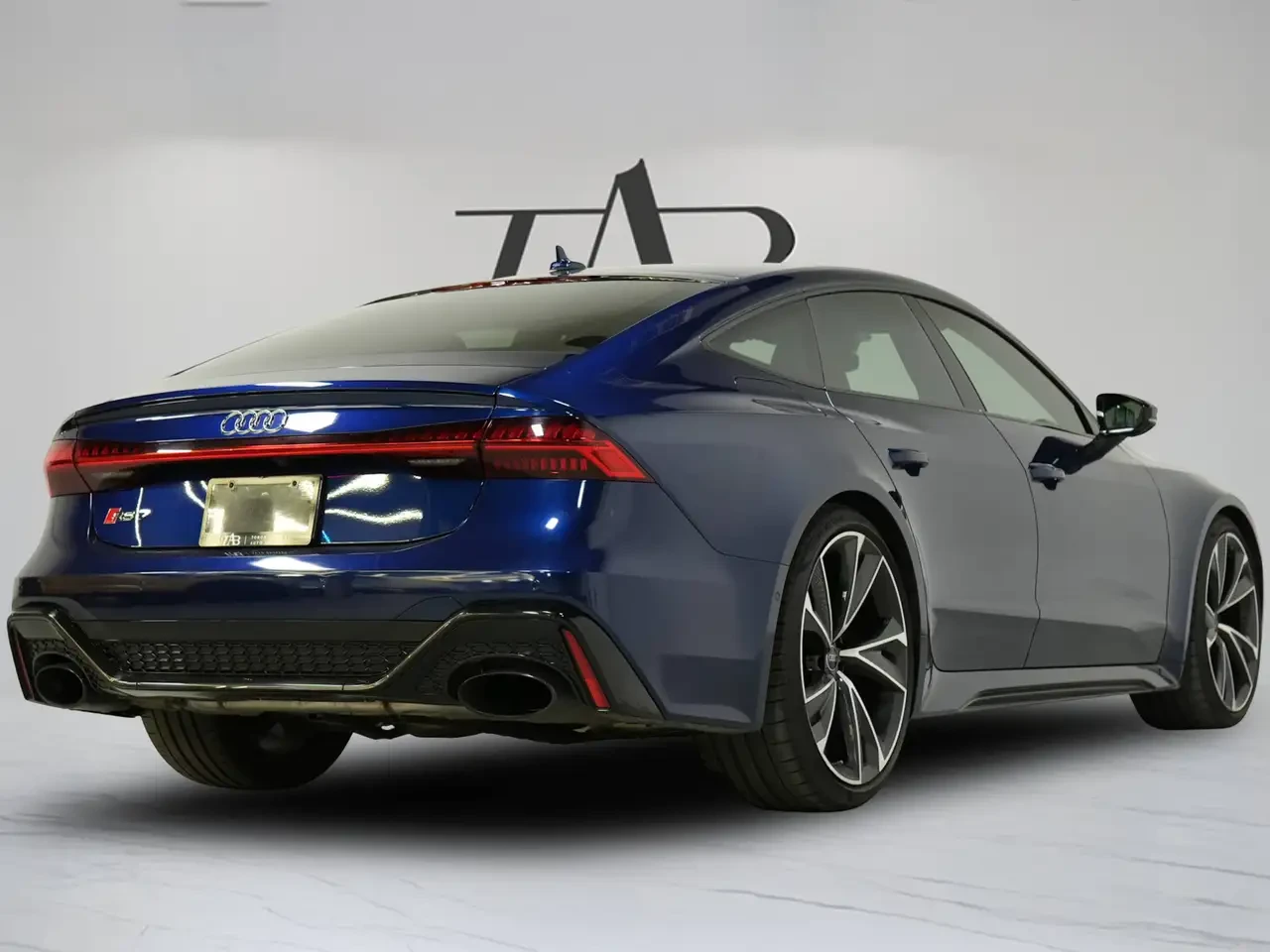 Audi Rs7 CARFAX ������� | 2021 | 85 594 �� | Mobile.bg � ����������� 4