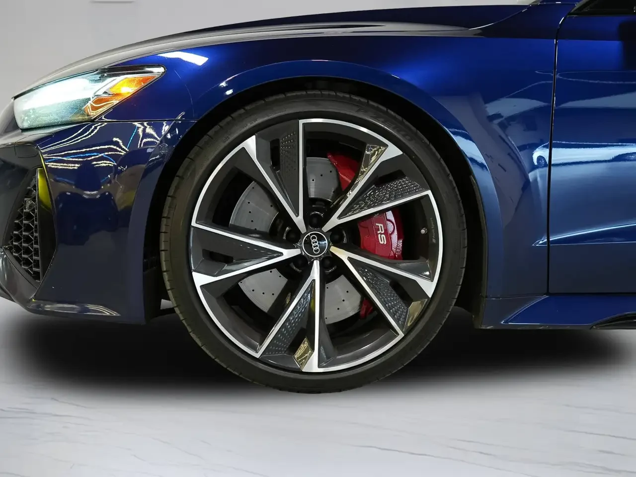 Audi Rs7 CARFAX ������� | 2021 | 85 594 �� | Mobile.bg � ����������� 5