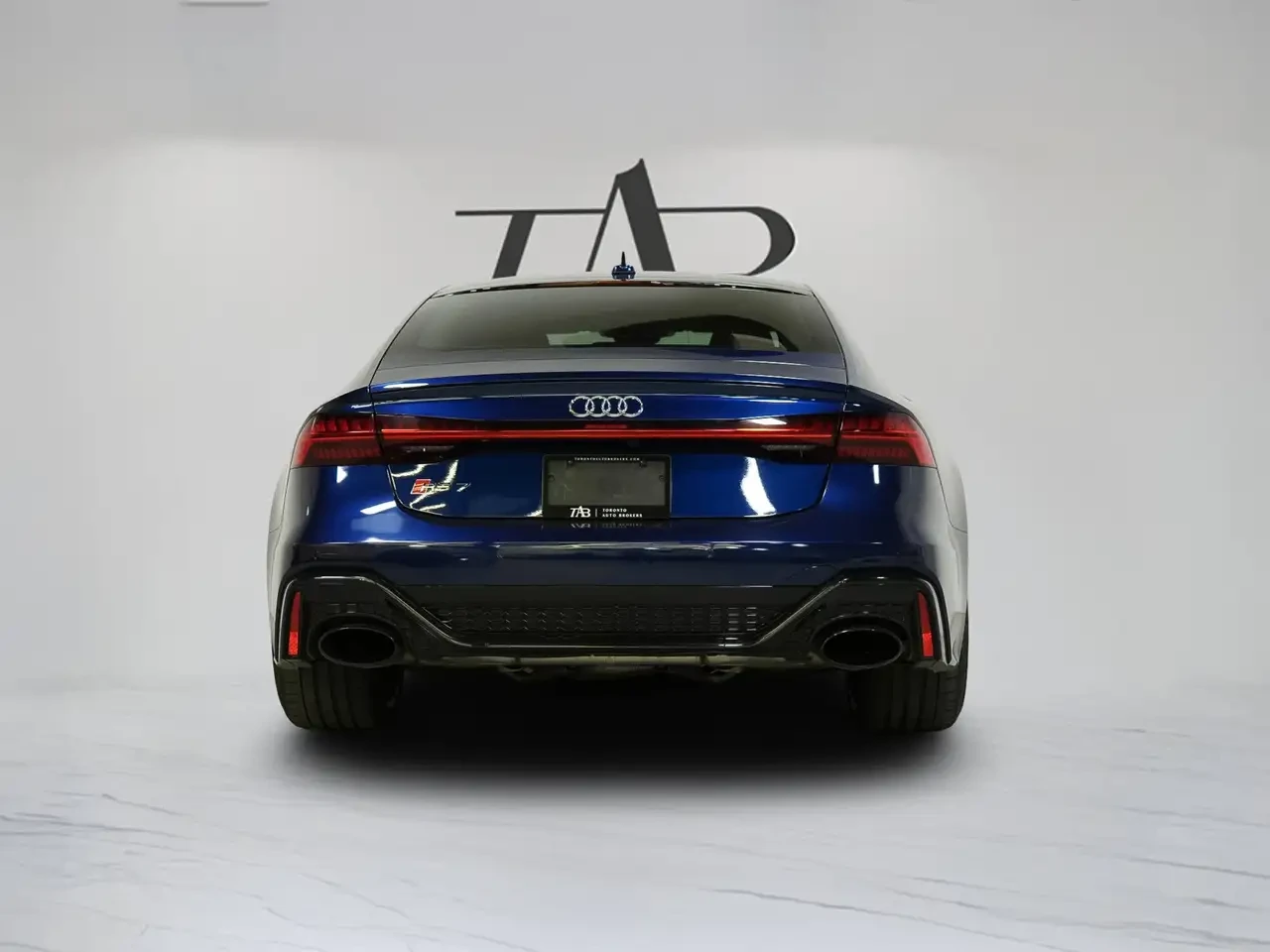 Audi Rs7 CARFAX ������� | 2021 | 85 594 �� | Mobile.bg � ����������� 3
