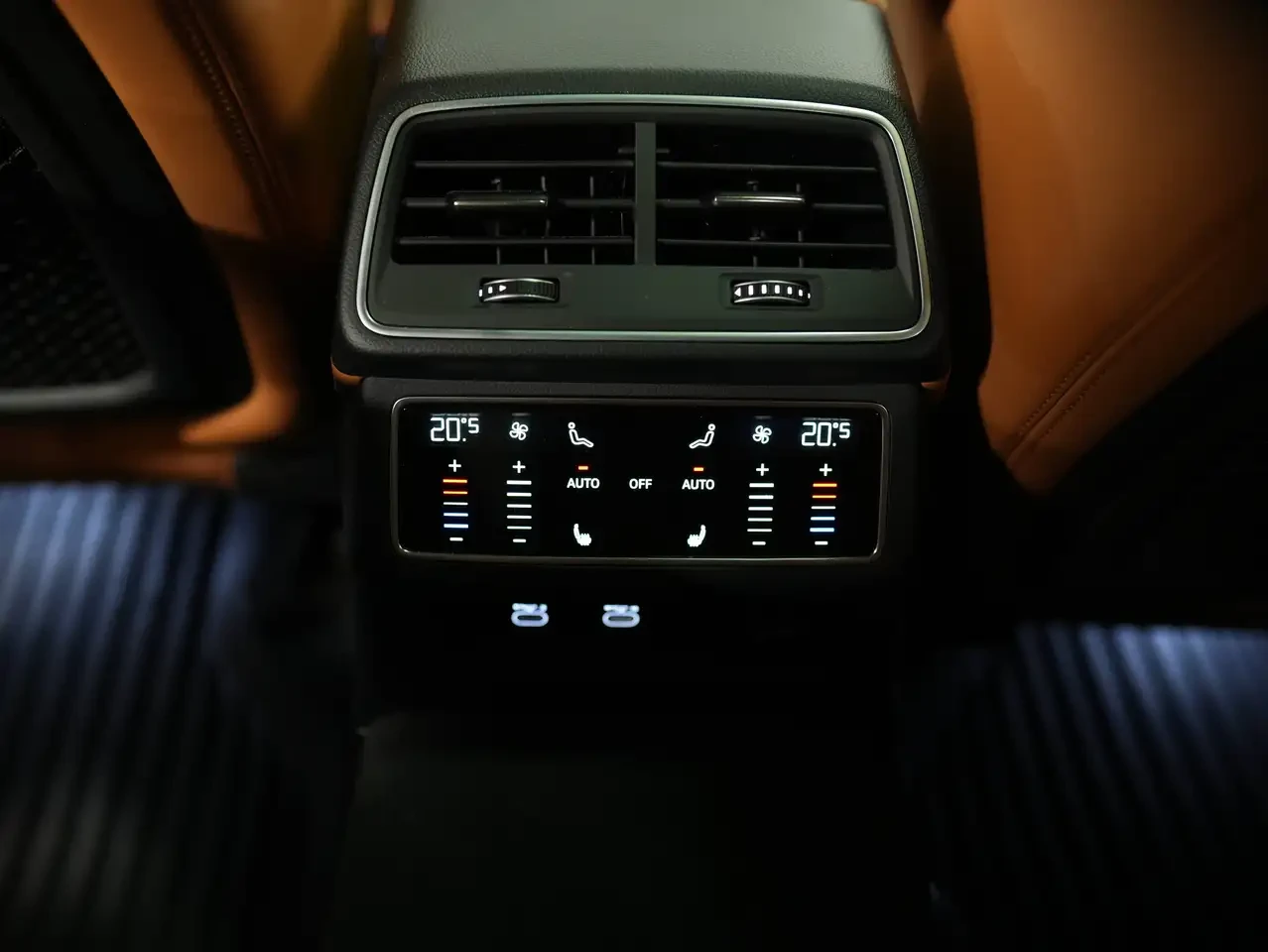 Audi Rs7 CARFAX ������� | 2021 | 85 594 �� | Mobile.bg � ����������� 12