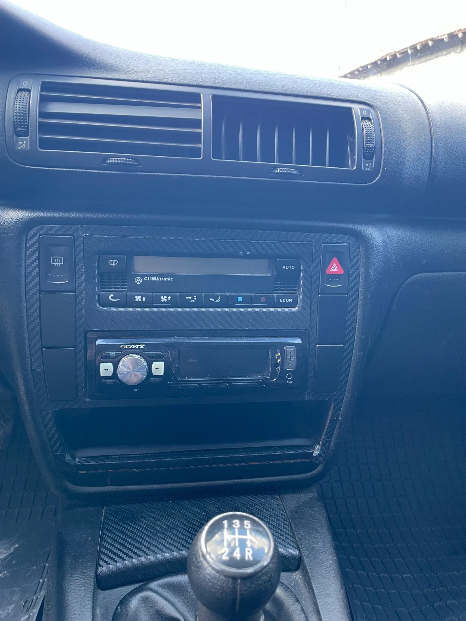 VW Passat 1.9 TDI 4x4, снимка 7 - Автомобили и джипове - 56700096