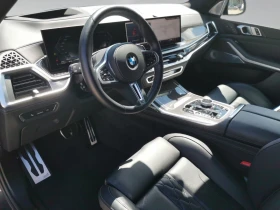 BMW X7 M60i xDRIVE M SPORT/ICONIC GLOW/SKY LOUNGE/HUD/B&W, снимка 4