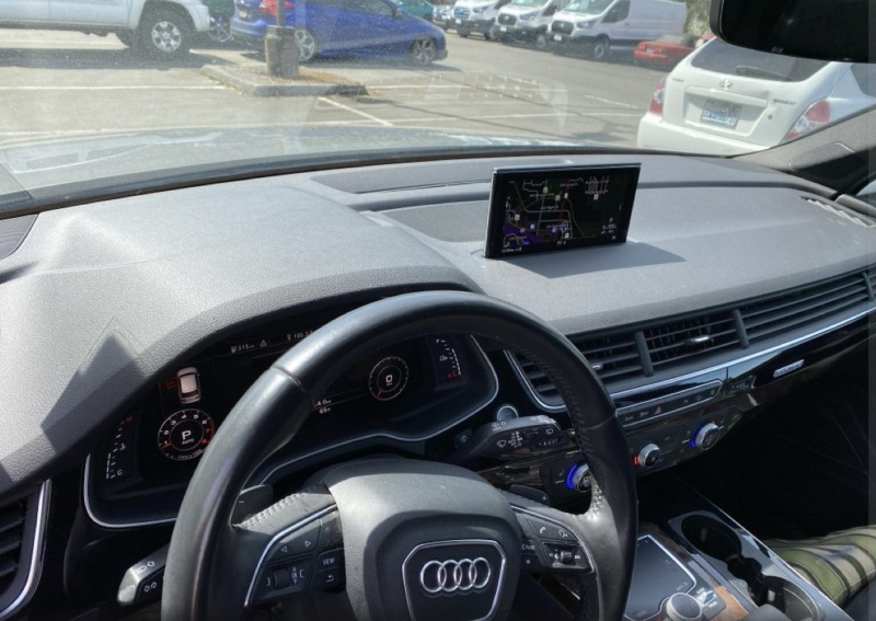 Audi Q7 от 1ви собственик* Matrix* подгрев* панорама* каме, снимка 9 - Автомобили и джипове - 46365179