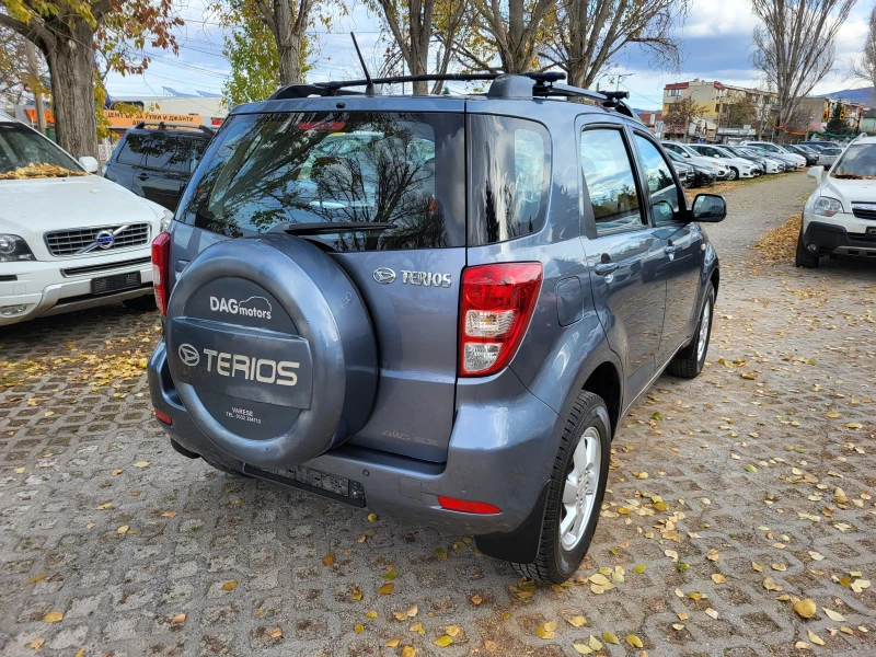 Daihatsu Terios 1.5i, снимка 4 - Автомобили и джипове - 48040055