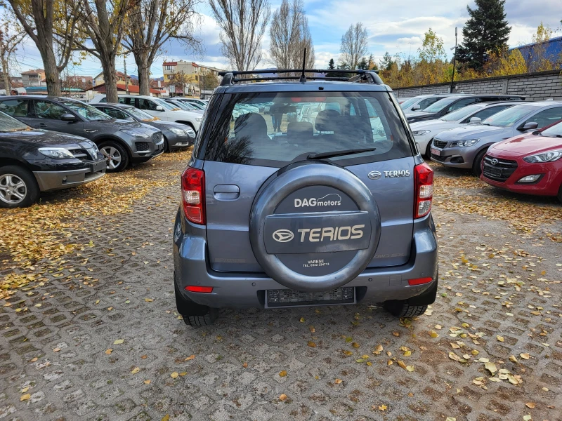 Daihatsu Terios 1.5i, снимка 6 - Автомобили и джипове - 48040055