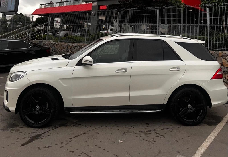 Mercedes-Benz ML 350 63 AMG, снимка 4 - Автомобили и джипове - 48311541