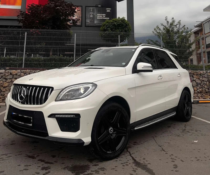 Mercedes-Benz ML 350 63 AMG, снимка 3 - Автомобили и джипове - 48311541