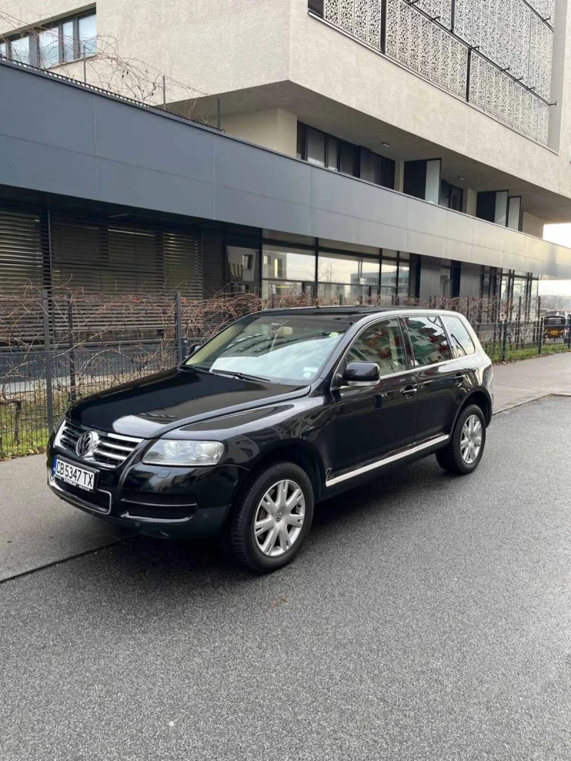 VW Touareg, снимка 3 - Автомобили и джипове - 49005779