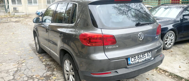 VW Tiguan 2.0tdi, снимка 4 - Автомобили и джипове - 52657269