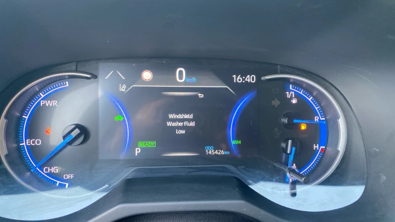 Toyota Rav4 2.5 HEV TeamD, снимка 15 - Автомобили и джипове - 53562272