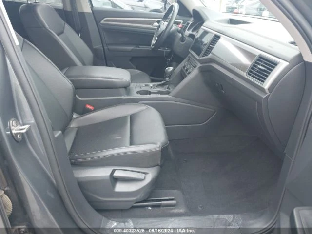 VW Atlas V6 SE W/TECHNOLOGY, снимка 7 - Автомобили и джипове - 47666340