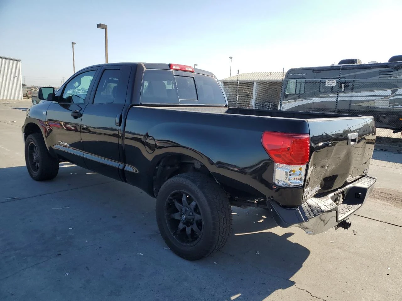 Toyota Tundra DOUBLE CAB SR5  - изображение 5