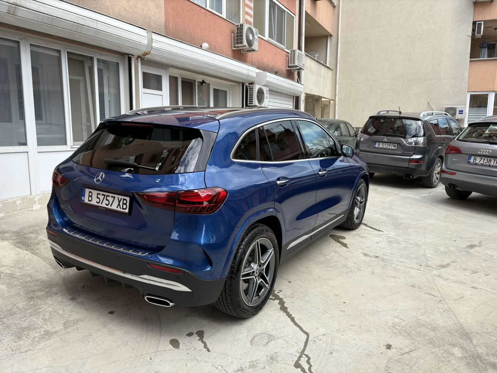 Mercedes-Benz GLA 220  - изображение 4