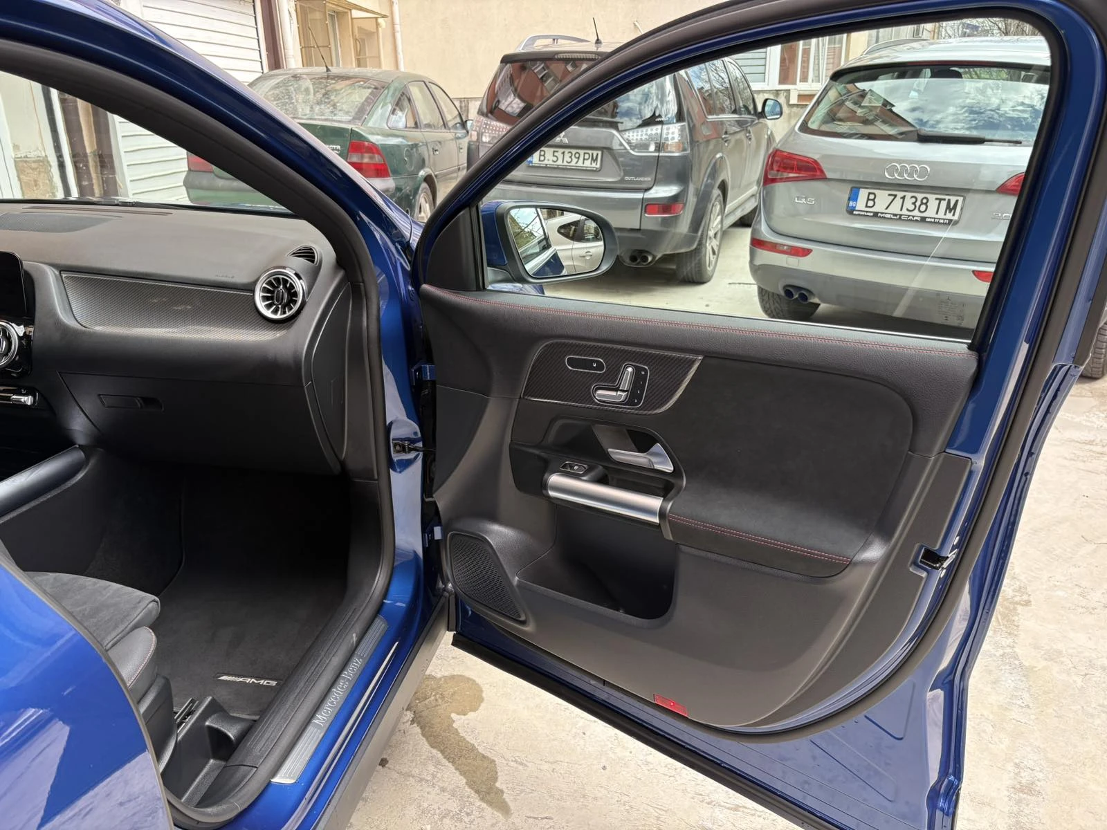 Mercedes-Benz GLA 220  - изображение 7