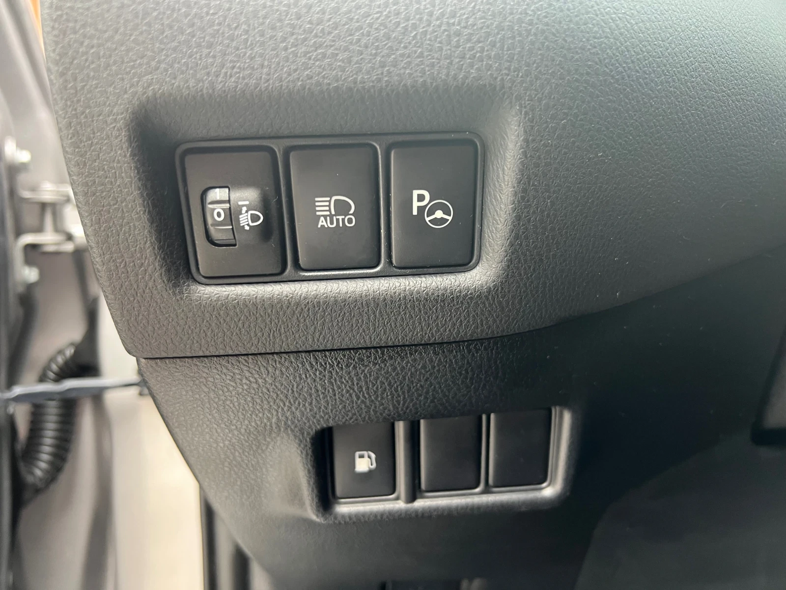 Toyota C-HR 1.8 122 k.c. Hybrid 126331 km!!!!! Keyless | Mobile.bg � ����������� 13