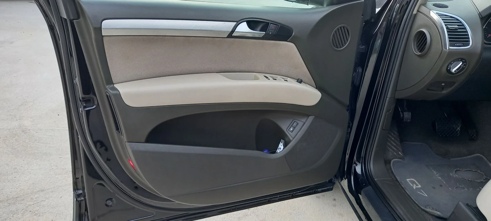 Audi Q7, снимка 7 - Автомобили и джипове - 53914508