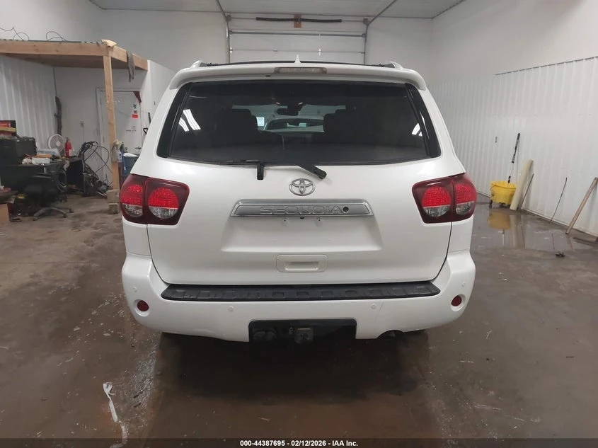 Toyota Sequoia PLATINUM * AWD * 2019 * CARFAX *  | Mobile.bg � ����������� 4