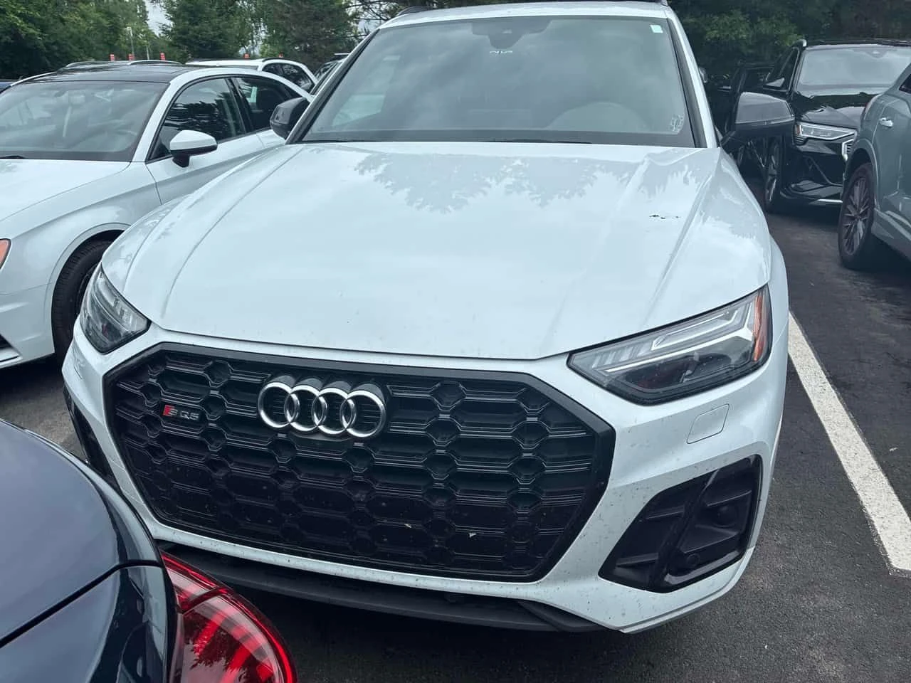 Audi SQ5 Technik/360/DIS/B&O/CARFAX/АВТОКРЕДИТ, снимка 6 - Автомобили и джипове - 55670984