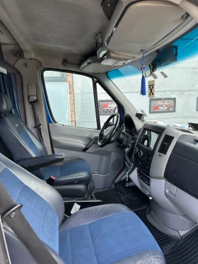 Mercedes-Benz Sprinter 319, снимка 3