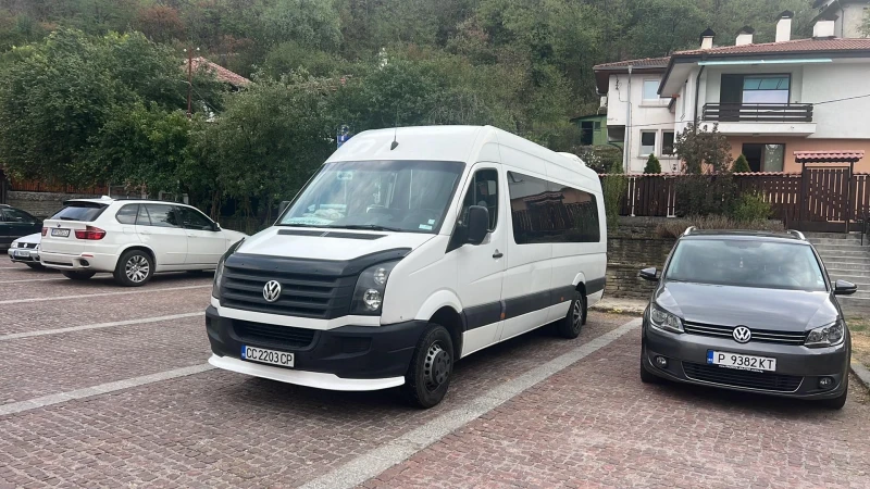 VW Crafter 2.2, снимка 1 - Бусове и автобуси - 49037037