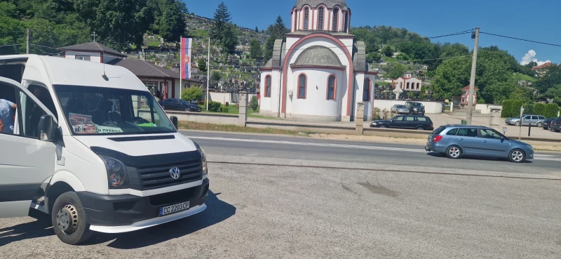 VW Crafter 2.2, снимка 4 - Бусове и автобуси - 49037037