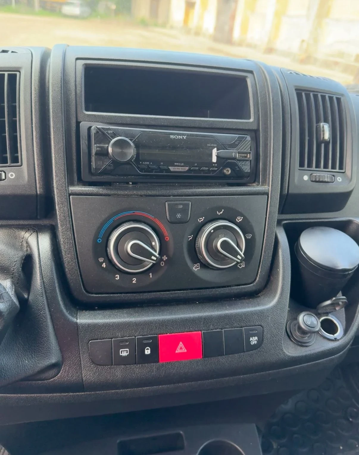 Peugeot Boxer 2, 2bluehdi - изображение 7