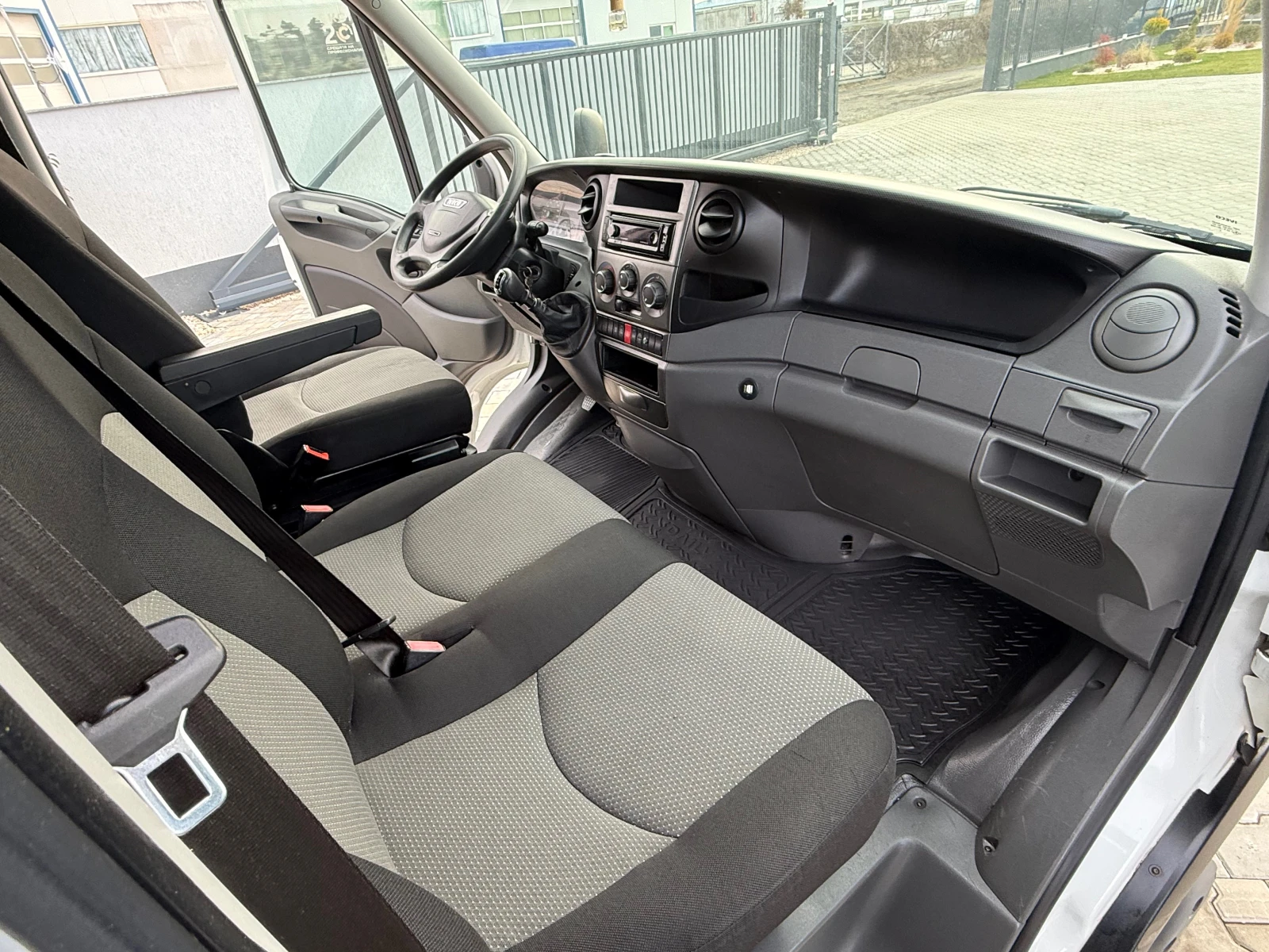 Iveco Daily 50C17* 3.0HPI* БОРД* 3.5Т* Б-Кат* , снимка 13 - Бусове и автобуси - 53733696