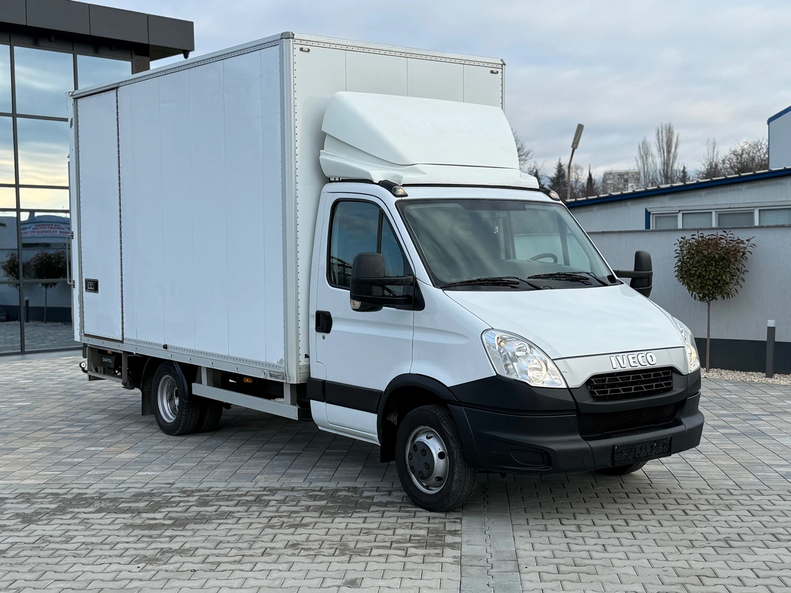 Iveco Daily 50C17* 3.0HPI* БОРД* 3.5Т* Б-Кат* , снимка 3 - Бусове и автобуси - 53733696