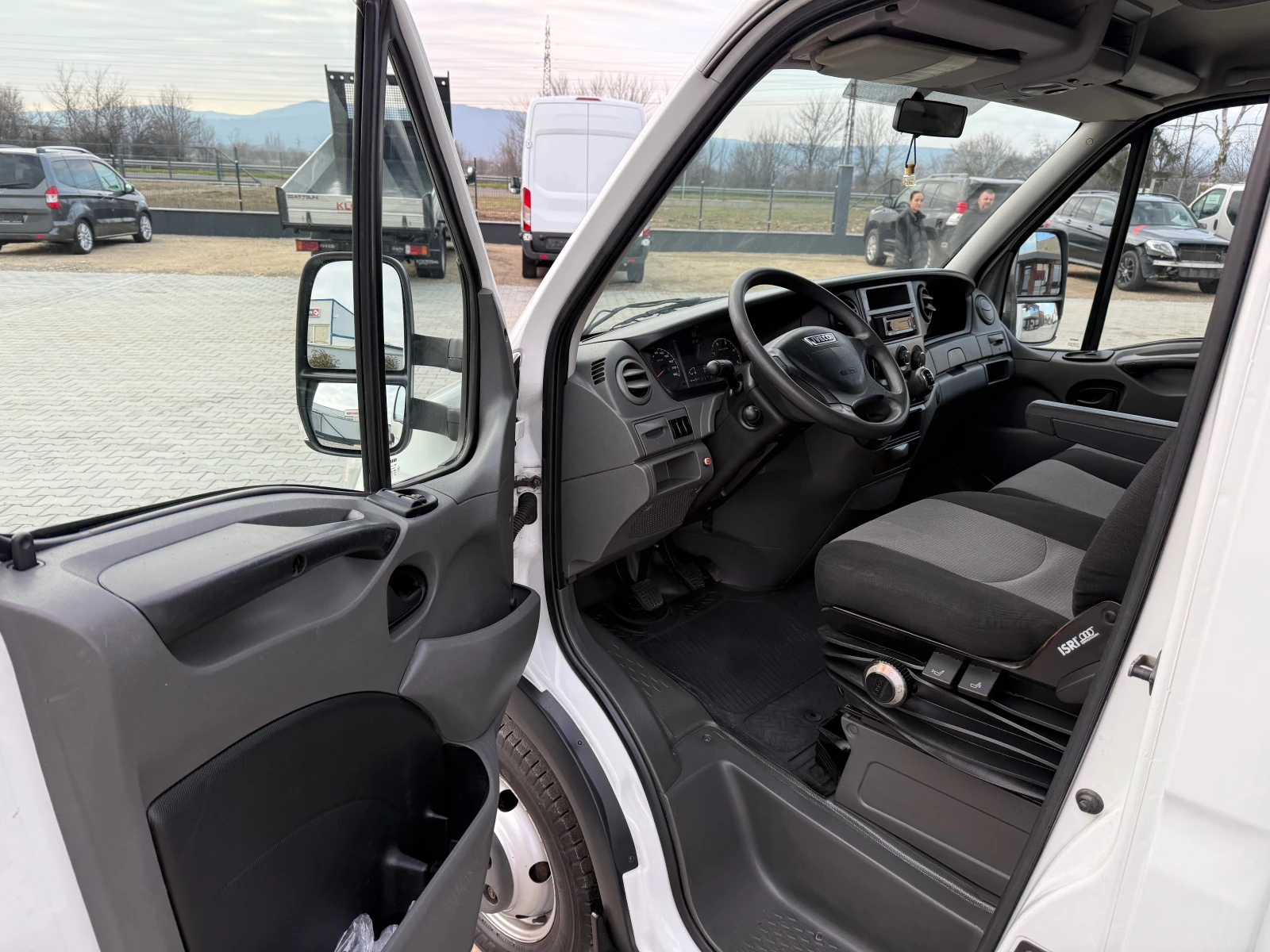 Iveco Daily 50C17* 3.0HPI* БОРД* 3.5Т* Б-Кат* , снимка 9 - Бусове и автобуси - 53733696