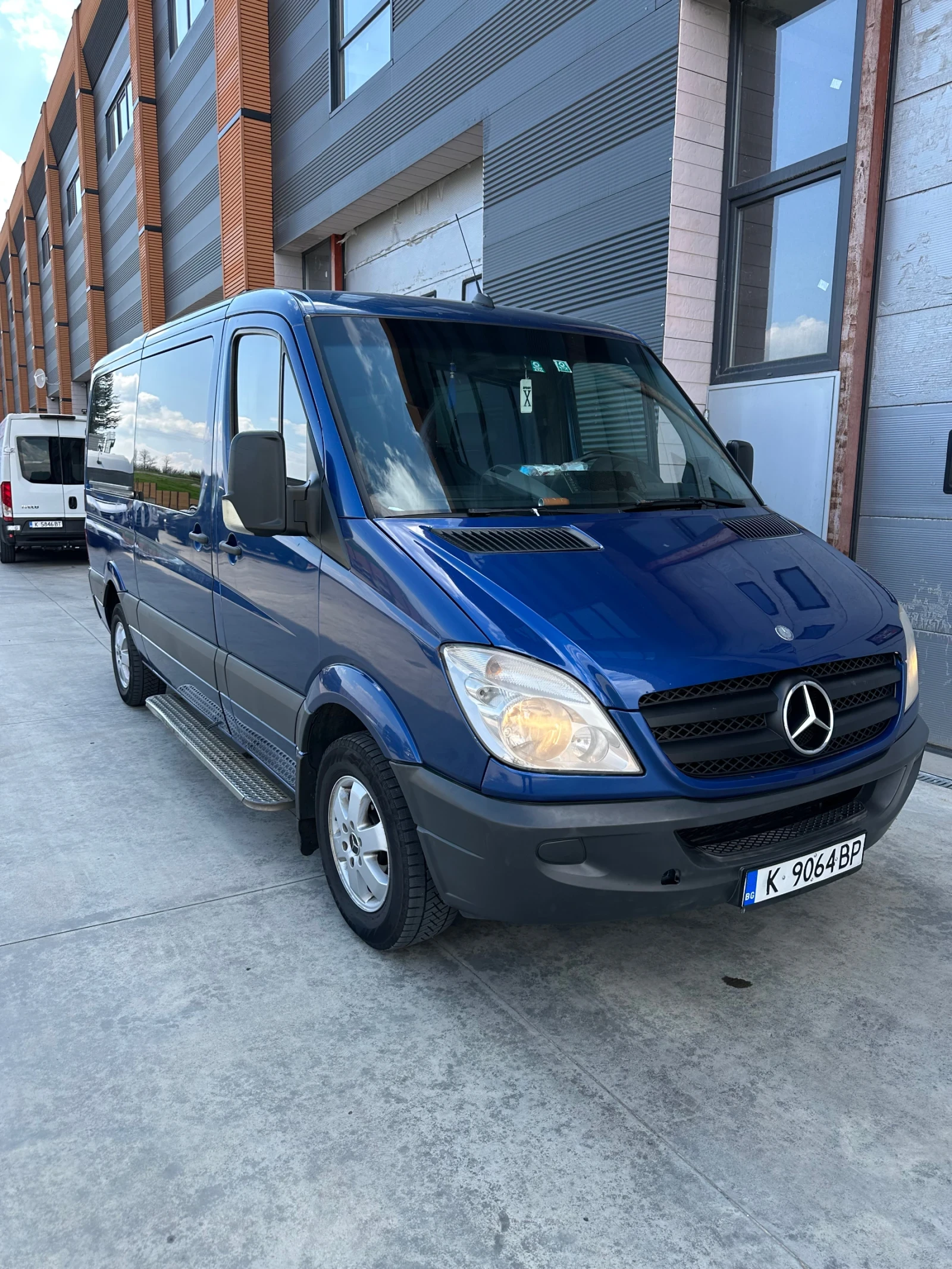 Mercedes-Benz Sprinter 319, снимка 14 - Бусове и автобуси - 54236965