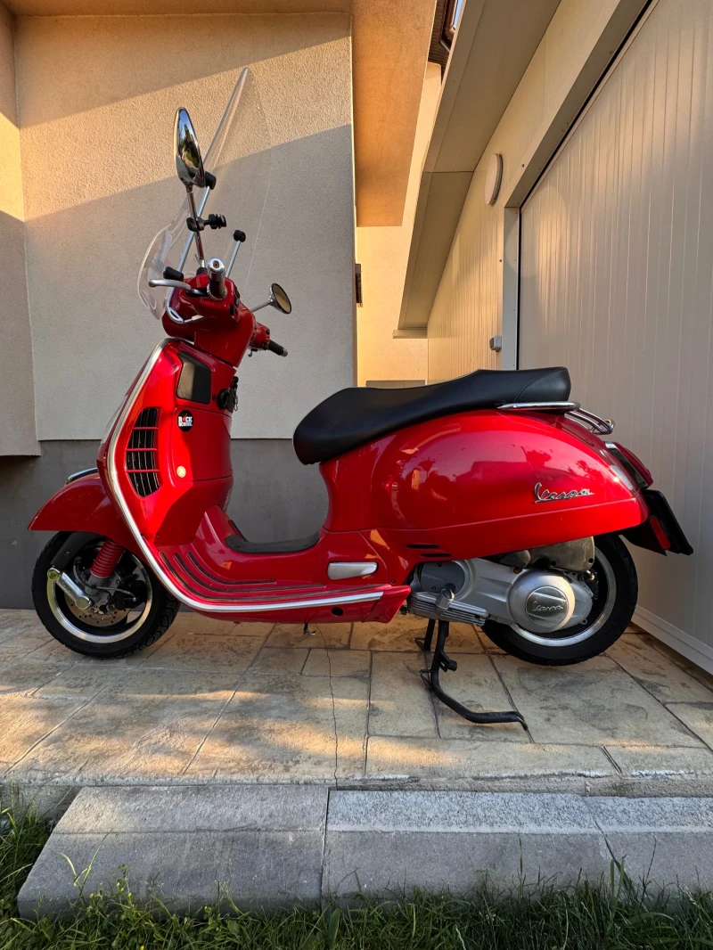 Vespa GTS 300 Super ABS/ASR, снимка 4 - Мотоциклети и мототехника - 50787952
