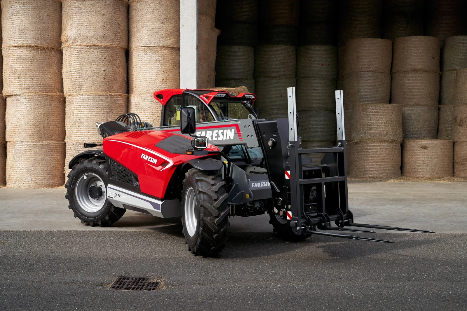 Телескопичен товарач Faresin FS 07.32 C CLASSIC LS 75kW-102 к.с. - изображение 7