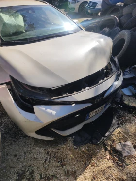 Toyota Corolla 1.8HYBRID 65000км | Auto.bg — изображение 4