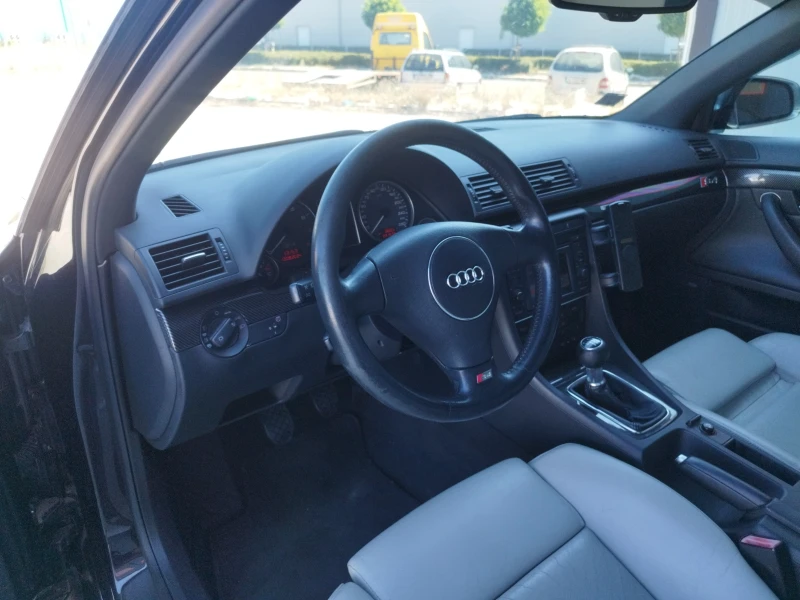 Audi S4 4.2 v8 ръчни скорости , снимка 2 - Автомобили и джипове - 46995922