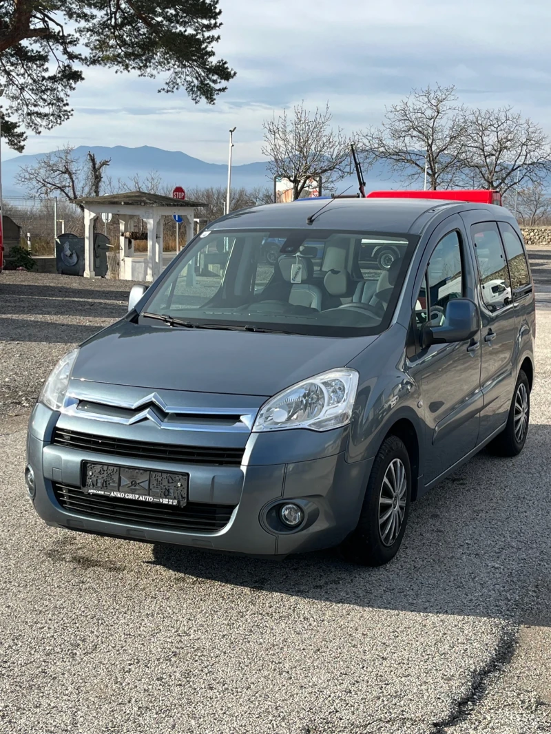 Citroen Berlingo 1.6HDI, снимка 4 - Автомобили и джипове - 48413402