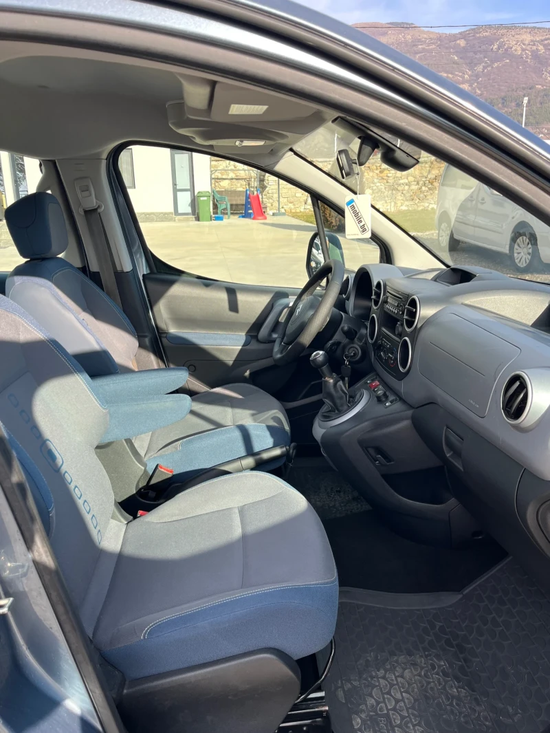 Citroen Berlingo 1.6HDI, снимка 14 - Автомобили и джипове - 48413402