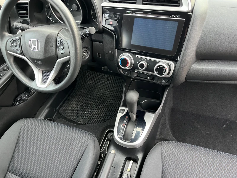 Honda Jazz 1.3I  24x km!!!, снимка 11 - Автомобили и джипове - 48920235