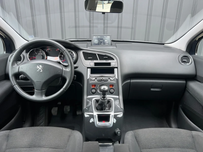 Peugeot 5008, снимка 11 - Автомобили и джипове - 49135380