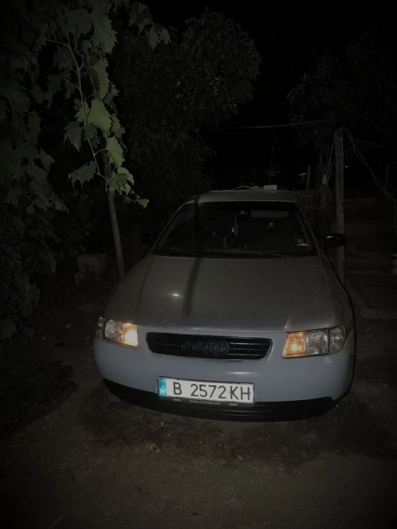 Audi A3 1.8, снимка 2 - Автомобили и джипове - 52259846