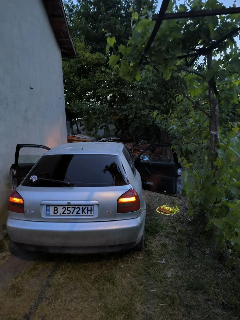 Audi A3 1.8, снимка 14 - Автомобили и джипове - 52259846
