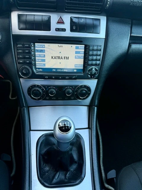 Mercedes-Benz C 220 CDI-AMG-SPORT EDITION-РЕАЛНИ КМ.-2007г - изображение 9